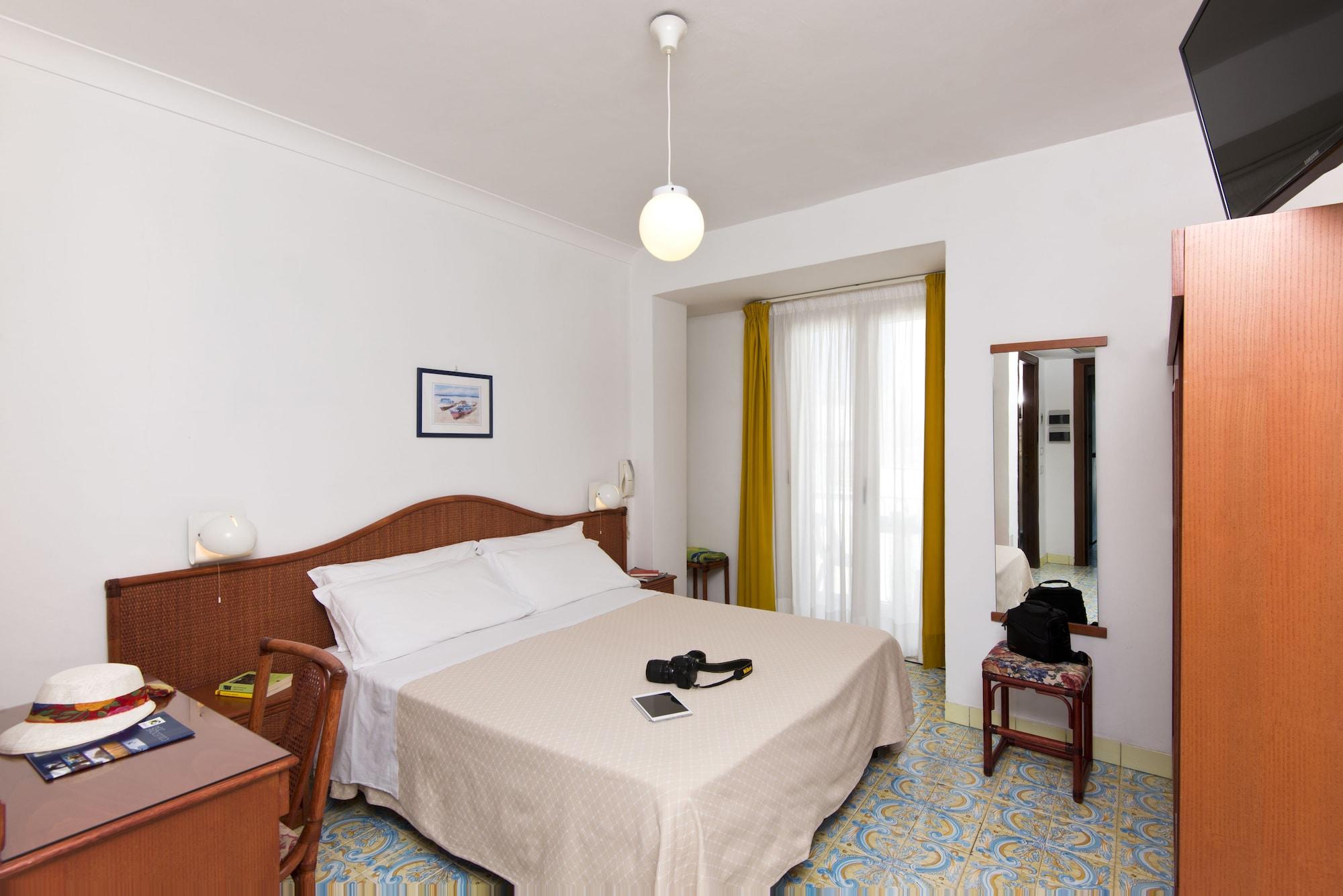 Hotel Ulisse Ίσκια Εξωτερικό φωτογραφία